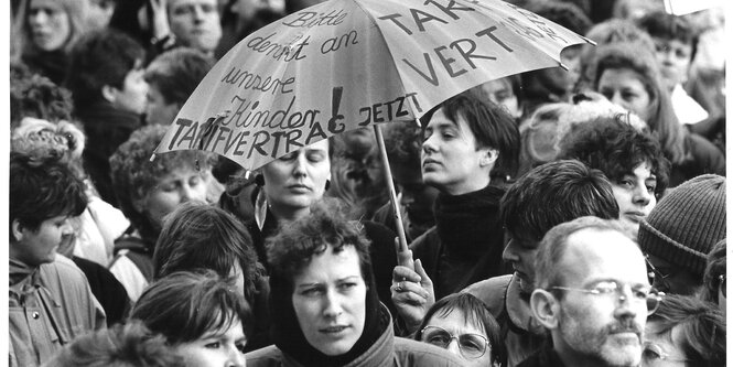 Protestkundgebung der Berliner Kita-Beschäftigten im Januar 1990