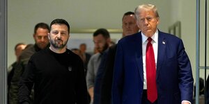 Donald Trump und Wolodimir Selenski bei einem Treffen im Trump-Tower