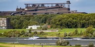 Industriekulisse des ThyssenKrupp Steel Stahlwerk in Bruckhausen, NRW, Deutschland