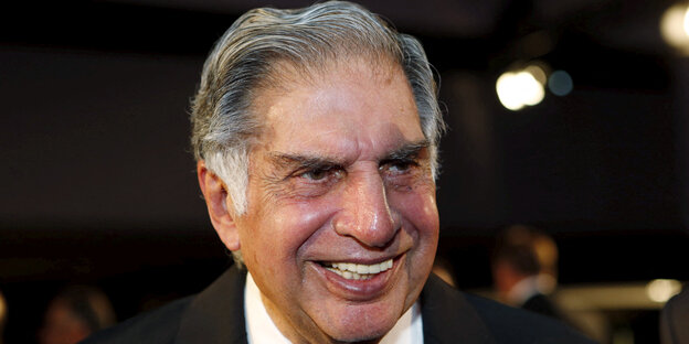 Ratan Tata lacht