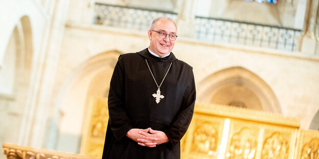 Domenicus Meier in einer Kirche