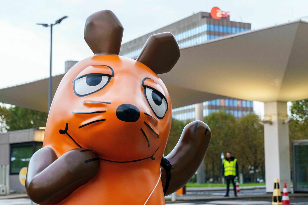 Die Figur der Maus aus der «Sendung mit der Maus» steht im Zugangsbereich zum ZDF