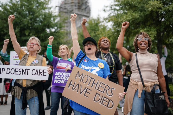 Demonstration von Frauen in Atlanta nach dem Tod von Nicole Thurman und Candi Miller