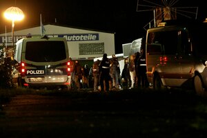 Polizeieinsatz in einem Gewerbegebiet.