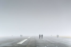 Nebel über dem Tempelhofer Feld.