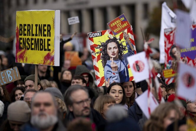 Protest-Demonstration in Berlin gegen Kürzungen im Kulturbereich