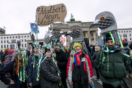 Protestkundgebung der Berliner Kulturszene am Brandenburger Tor gegen Sparpläne in der Kultur