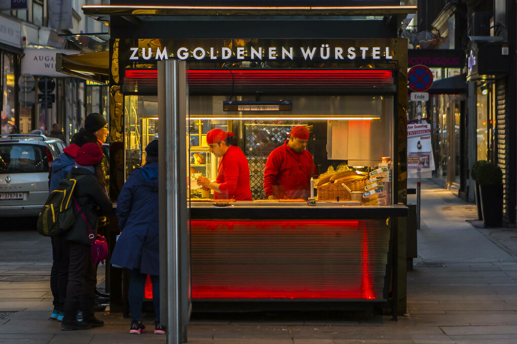 Zum goldenen Würstel Wien - Würstelstand in Wien