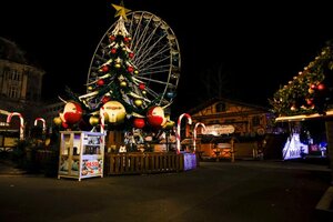 Szene vom leeren Magdeburger Weihnachtsmarkt