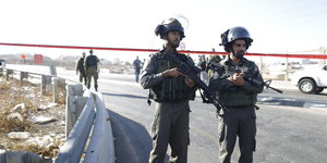 Zwei israelische Grenzpolizisten