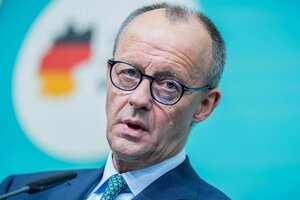 Friedrich Merz, Bundesvorsitzender der CDU und Kanzlerkandidat der Union, spricht bei einer Pressekonferenz nach den Gremiensitzungen der CDU