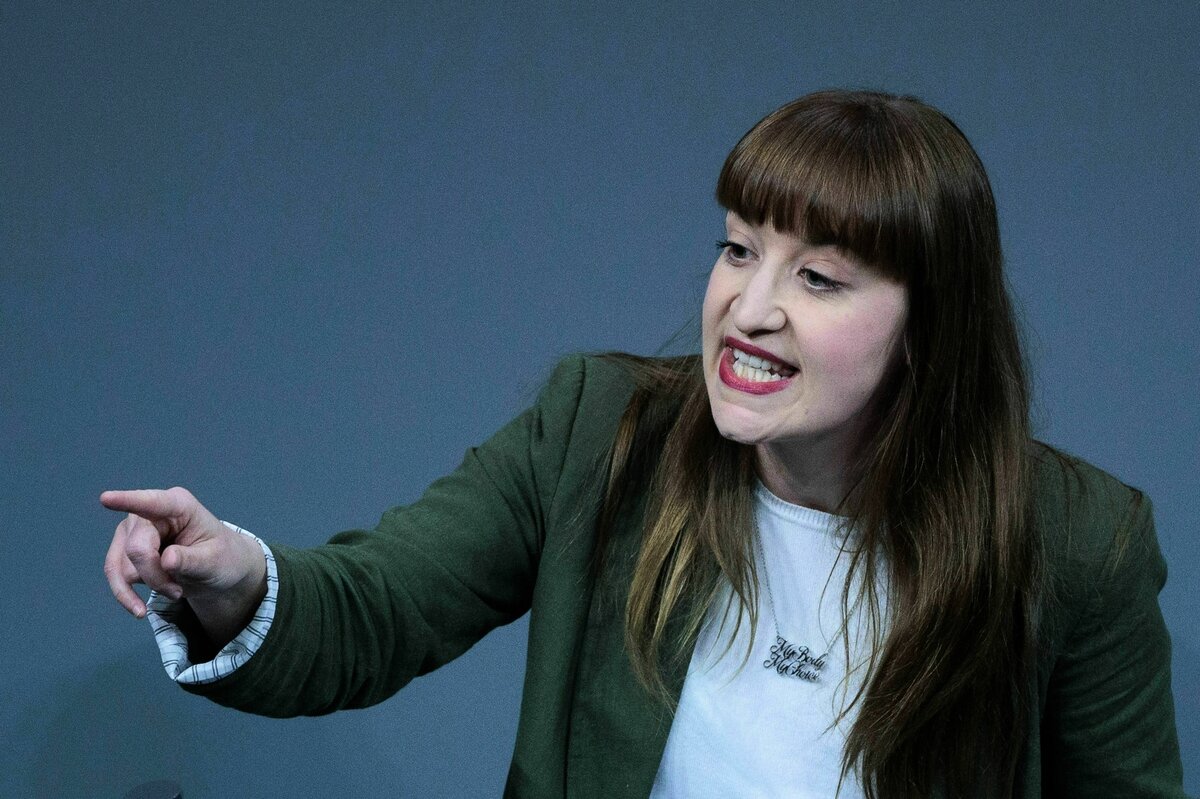 Linke Politikerin Heidi Reichinnek Auf Die Barrikaden Taz de Linke Politikerin Heidi Reichinnek Auf Die Barrikaden Taz de