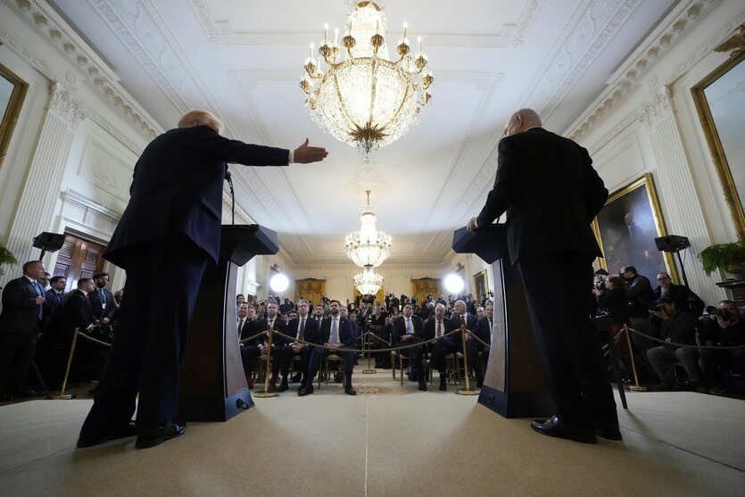 US-Präsident Donald Trump und Israels Premier Benjamin Netanjahu am Dienstag vor der Presse im Weißen Haus