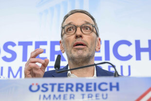 Herbert Kickl von der FPÖ bei einem Pressestatement