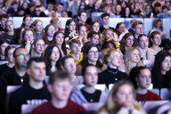 Student:innen in einem Vorlesungssaal