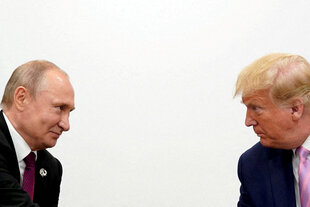 Putin und Trump nebeneinander