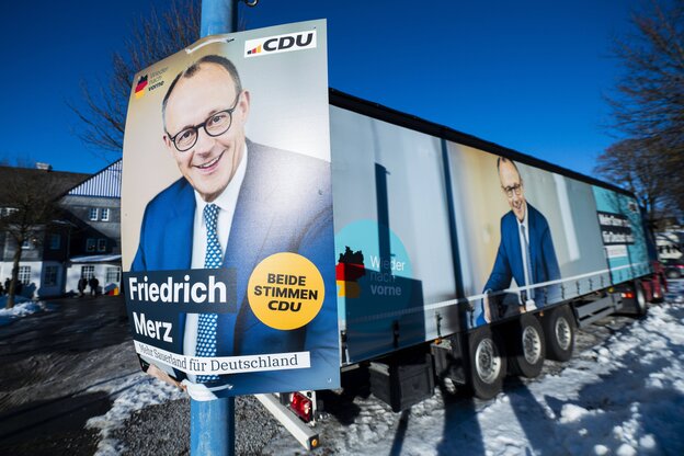 Wahlplakate mit dem Konterfei von Friedrich Merz