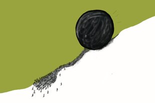 Eine große schwarze Kugel wird von vielen Menschen einen Berg hinauf geschoben, Illustration