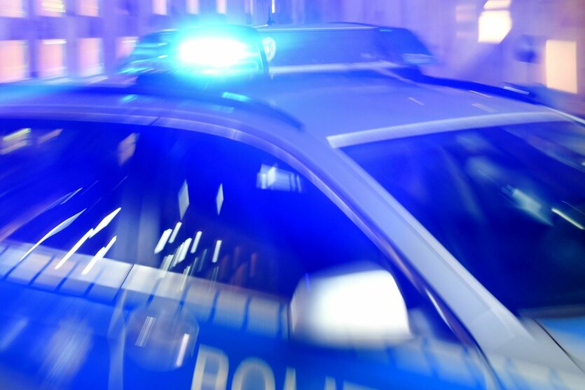 Polizeiauto mit Blaulicht