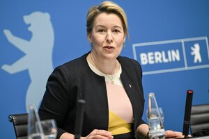 Das Bild zeigt Berlins Wirtschaftssenatorin Franziska Giffey (SPD) in der Pressekonferenz nach der Senatssitzung.