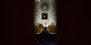 Senatoren befragen den NSA-Chef