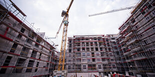 Baustelle eines Mehrfamlienhauses