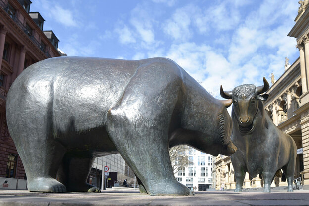 Bulle und Bär vor der Frankfurter Börse