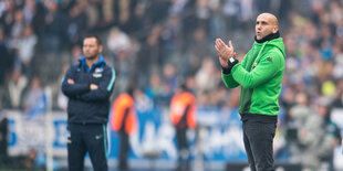 Borussia Mönchengladbachs Trainer André Schubert im Berliner Olympiastadion