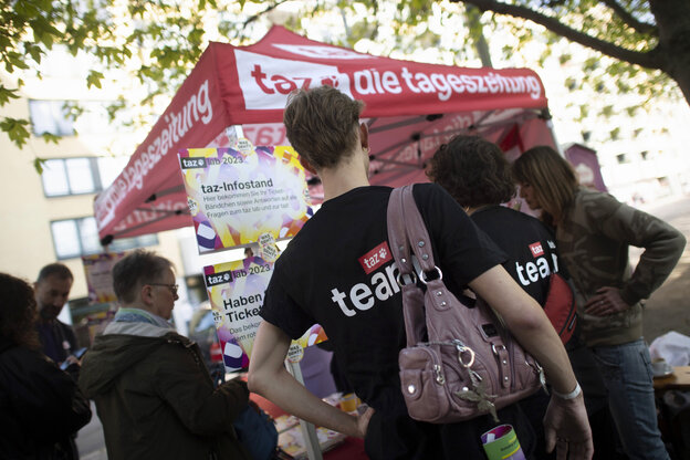 Das tazlab-Team vor der taz