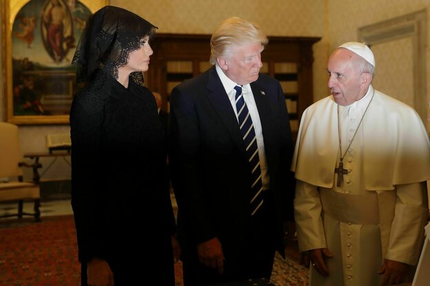 Papst Franziskus mit Donald und Melania Trump