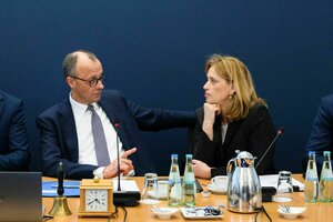 Friedrich Merz und Karin Prien bei einer Sitzung.