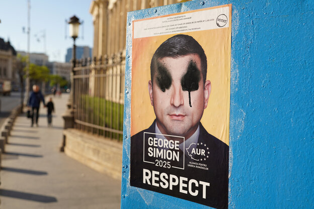 Wahlkampfplakat: Die Augen des Kandidaten sin mit schwarzer Farbe unkenntlich gemacht