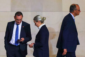 Friedrich Merz geht an Tino Chrupalla und Alice Weidel vorbei