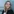 Verena Hubertz lehnt an einer Wand