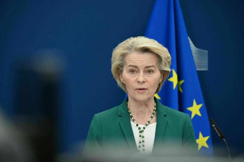 Die Präsidentin der Europäischen Kommission, Ursula von der Leyen, spricht anlässlich einer Medienkonferenz im Hauptsitz der Europäischen Kommission in Brüssel
