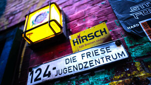 Schild vom Bremer Jugendzentrum 