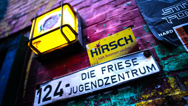 Schild vom Bremer Jugendzentrum 