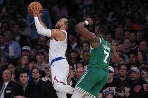 Jalen Brunson beim Wurf aus dem Sprung heraus