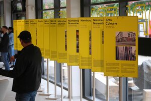 Blick in die Ausstellung im Dokumentationszentrum zum NSU-Komplex. Der Bildungsort dient der Auseinandersetzung mit den Verbrechen der rechtsextremen Terrorgruppe „Nationalsozialistischer Untergrund“ (NSU), ihrer Folgen für die Opfer und den Auswirkungen