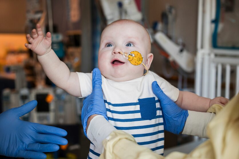 Baby im Krankenhaus