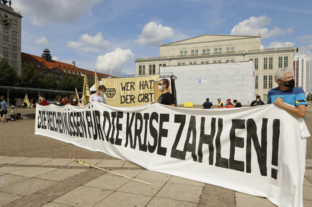 Demo mit langem Transparent