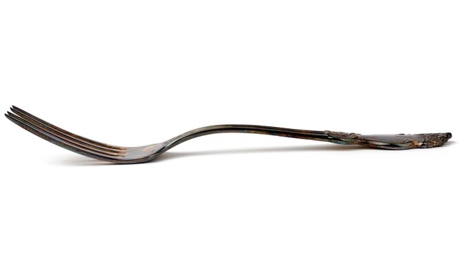 Eine silberne Gabel