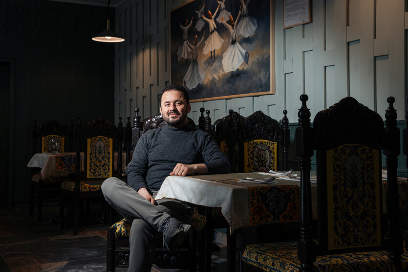 Zabih Hidayat in seinem Restaurant Seidenstrasse.