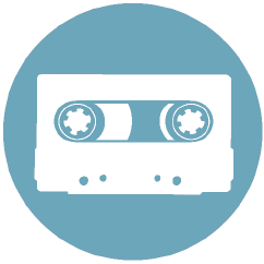 Grafik mit Kassette auf LMd-blauem Hintergrund