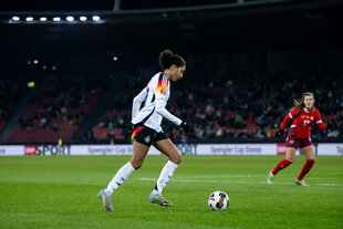 Cora Zicai am Ball
