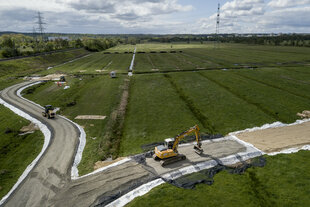 Baustelle der A26 im Alten Land