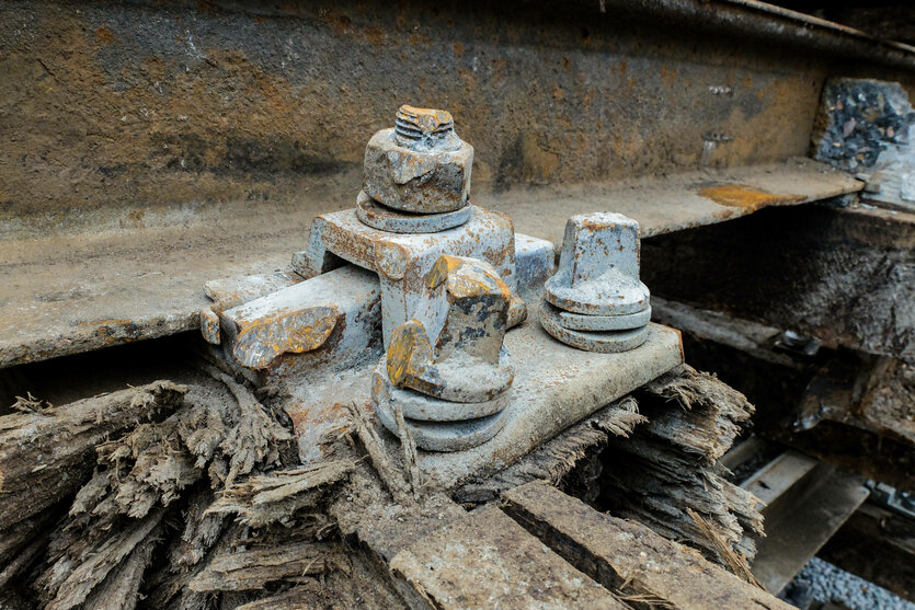 Marodes Schienennetz während Baumaßnahmen am 30.04.23