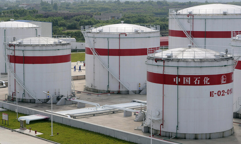 Tanklager des chinesischen Staatskonzerns Sinopec in Hefei, Provinz Anhui. Sinopec ist Irans größter Ölkunde