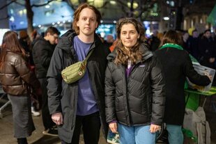 Tim Bühler und Tamara Stoll, Vorsitzende der Grünen Jugend Baden-Württemberg, bei einer Demo.