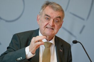 Porträt von Herbert Reul